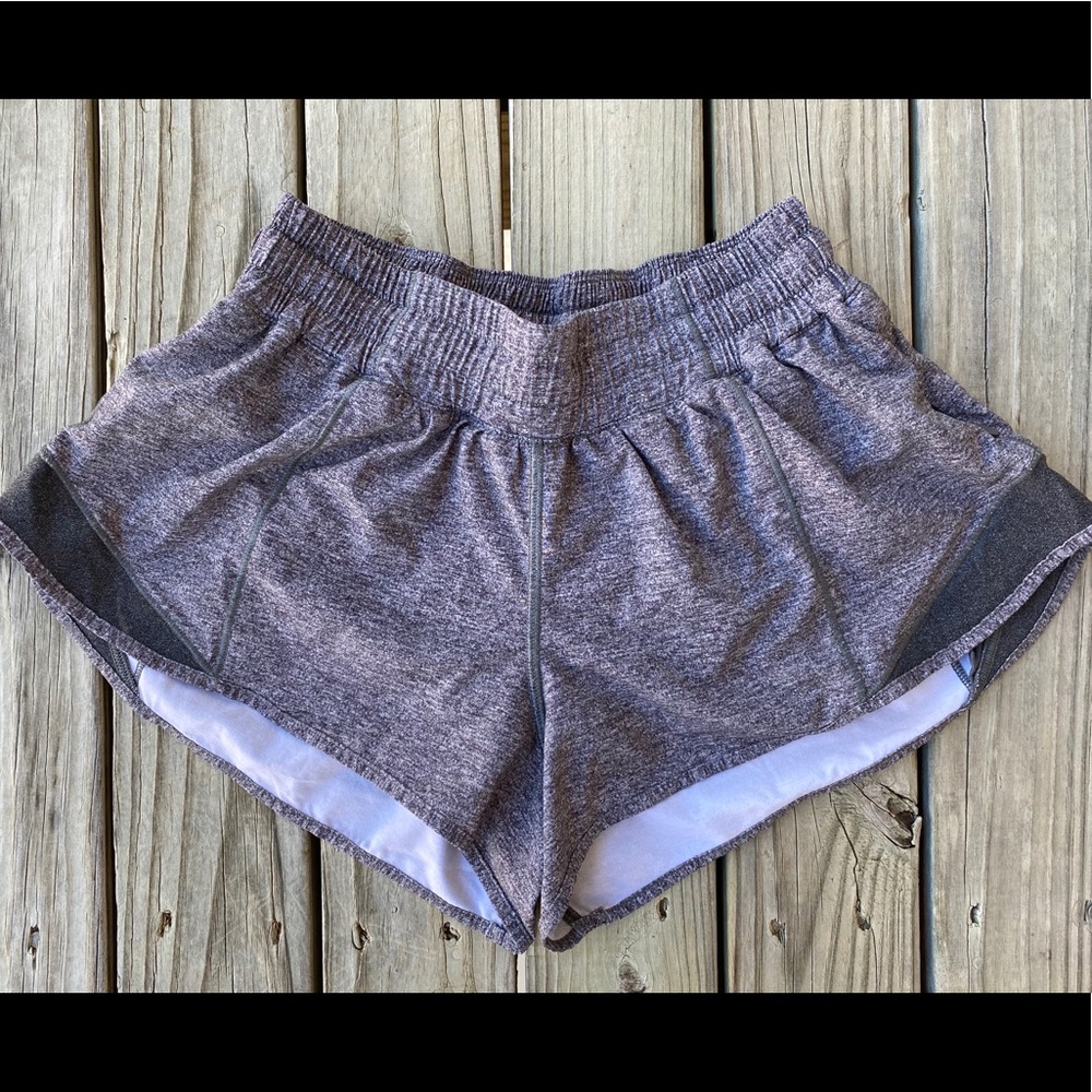 Lululemon Hotty Hot II 2.5” short